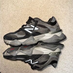 New Balance 9060 Black and Gray Athletic Shoes